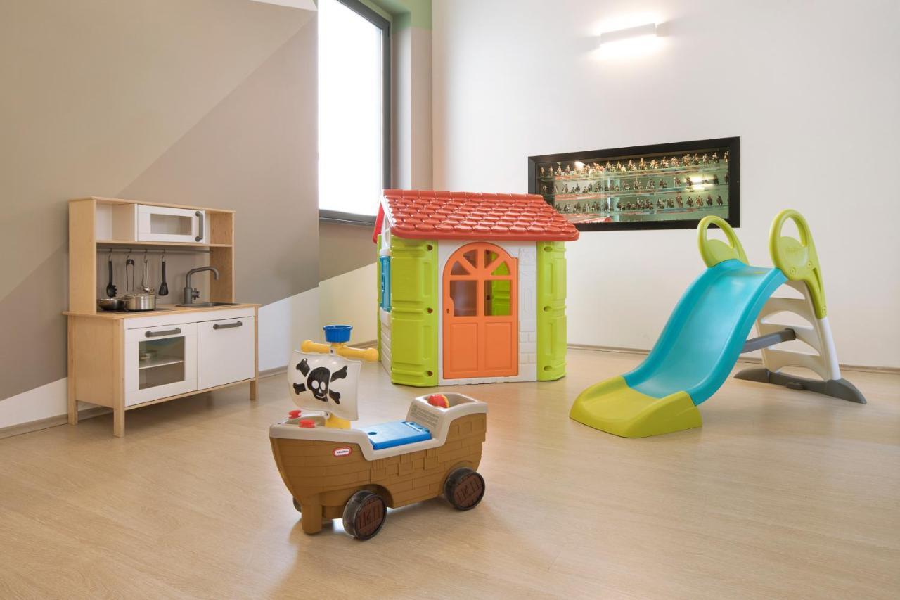 Hotel Residence Laigueglia Free Parking Екстер'єр фото