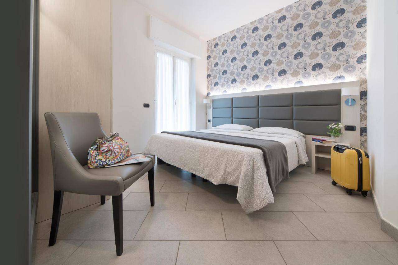Hotel Residence Laigueglia Free Parking Екстер'єр фото