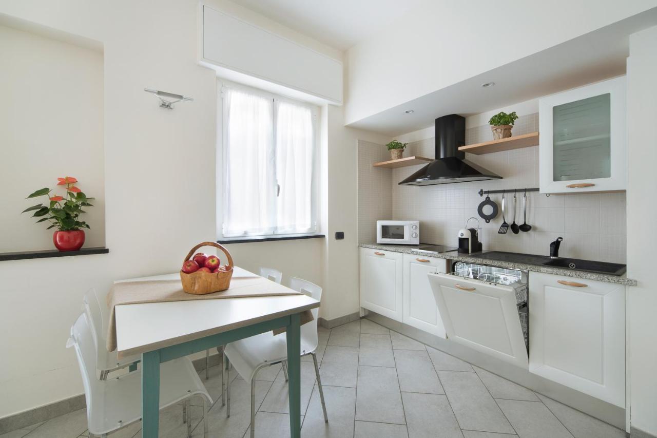 Hotel Residence Laigueglia Free Parking Екстер'єр фото