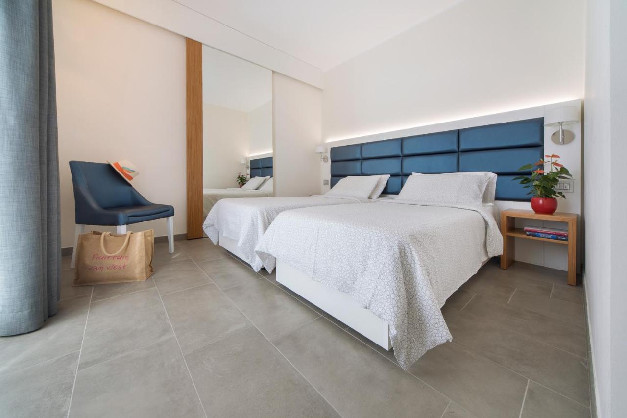 Hotel Residence Laigueglia Free Parking Екстер'єр фото