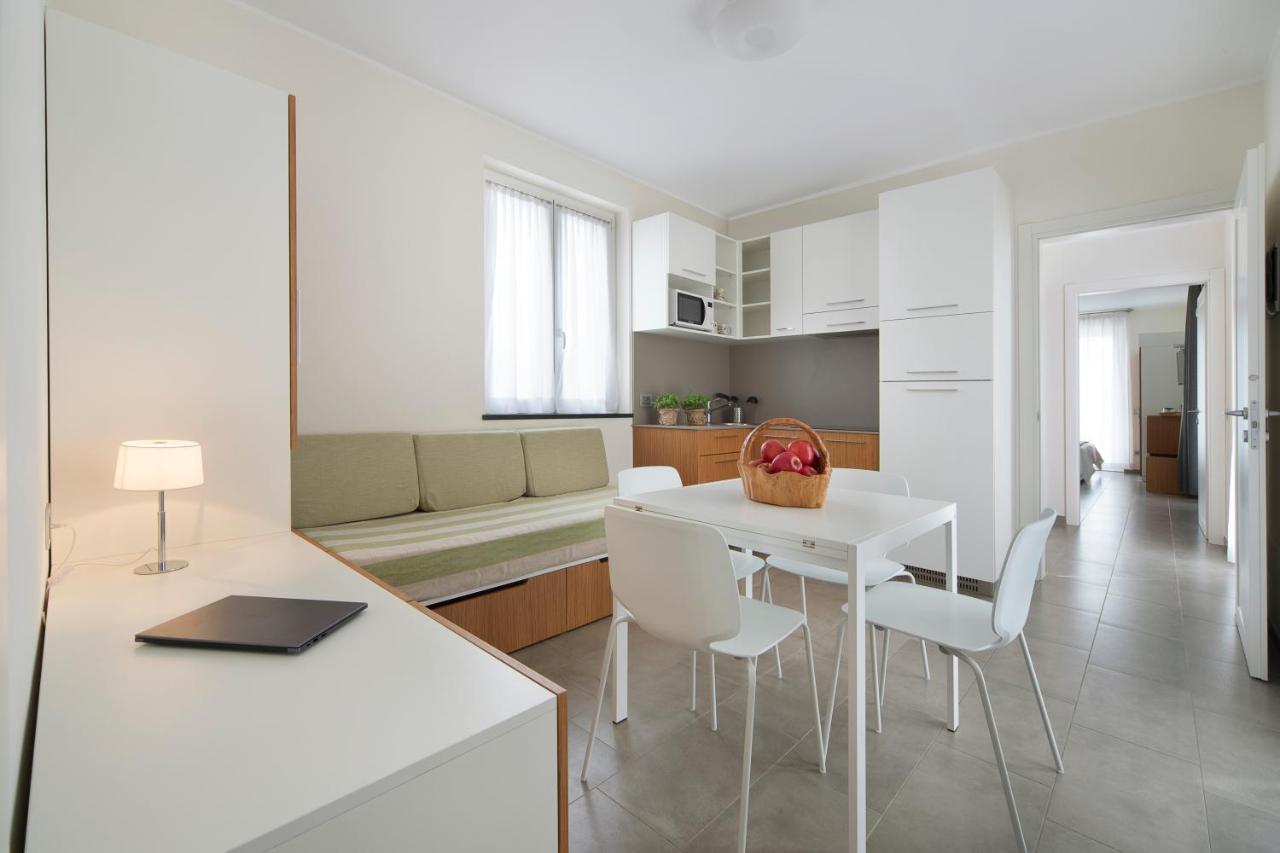 Hotel Residence Laigueglia Free Parking Екстер'єр фото