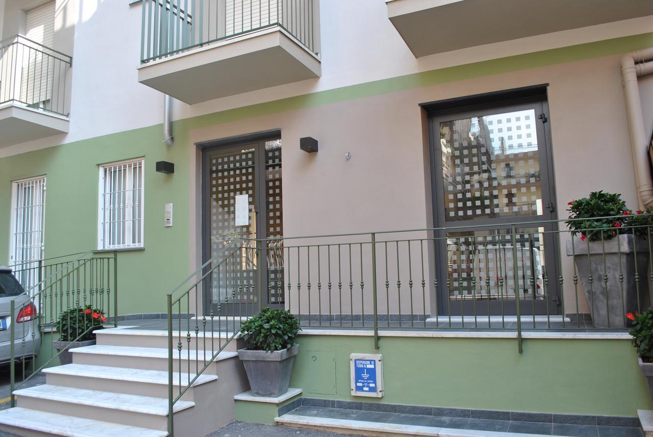 Hotel Residence Laigueglia Free Parking Екстер'єр фото